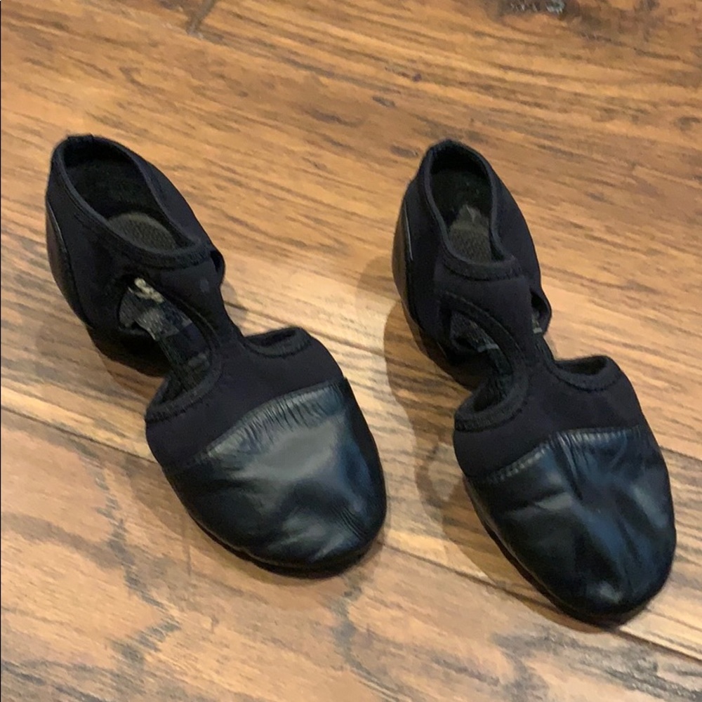 Capezio split sole “Teachers” shoes